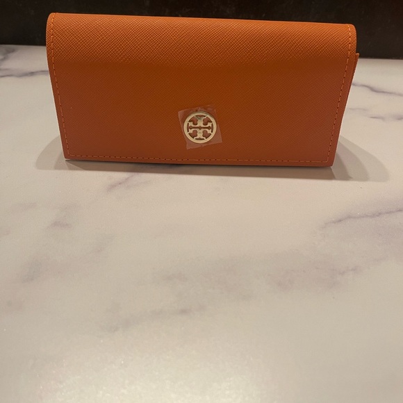 Authentic Tory Burch Sunglasses - Picture 7 of 7